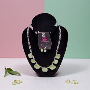 paparazzi Light Green Stone Necklace and Earrings Set
